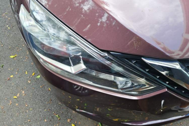 Used Nissan Sylphy 2016 1.6 XL CVT Luxury Edition Right Front Headlight