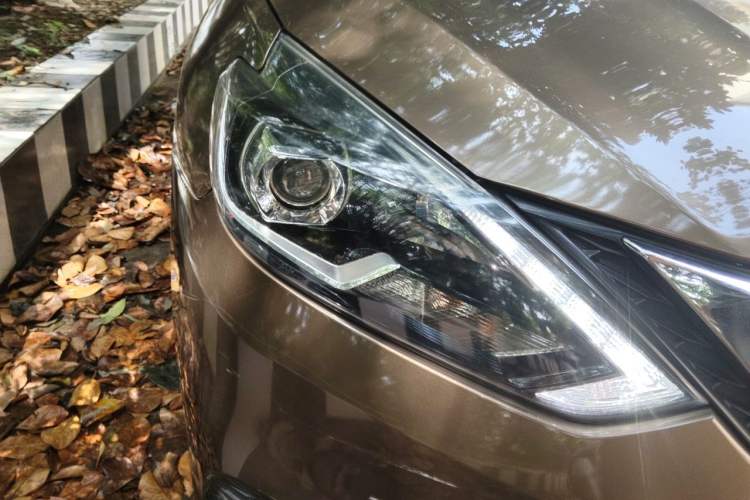 Used Nissan Sylphy 2016 1.6XV CVT Smart Enjoyment Version Right Front Headlight