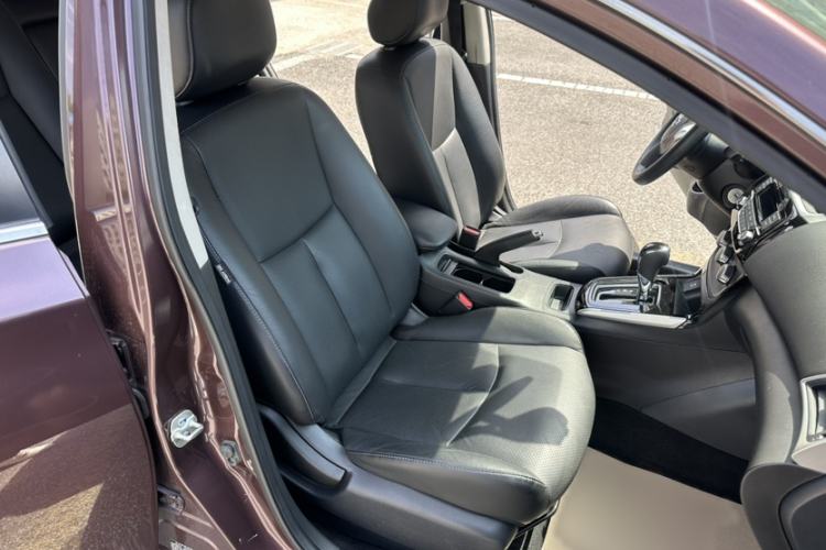 Used Nissan Sylphy 2016 1.6 XL CVT Luxury Edition Right Front Seat