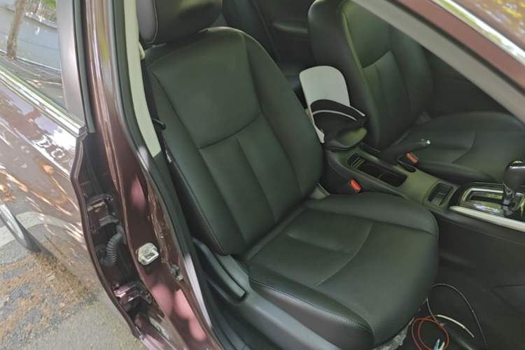 Used Nissan Sylphy 2016 1.6 XL CVT Deluxe Edition Right Front Seat