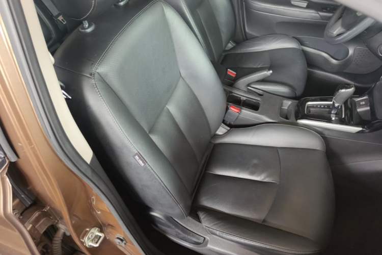Used Nissan Sylphy 2016 1.6XV CVT Smart Enjoyment Version Right Front Seat