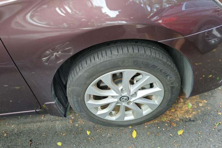 Used Nissan Sylphy 2016 1.6 XL CVT Luxury Edition Right Front Wheel Hub