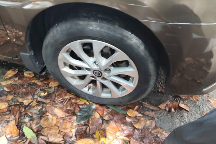 Used Nissan Sylphy 2016 1.6XV CVT Smart Enjoyment Version Right Front Wheel Hub