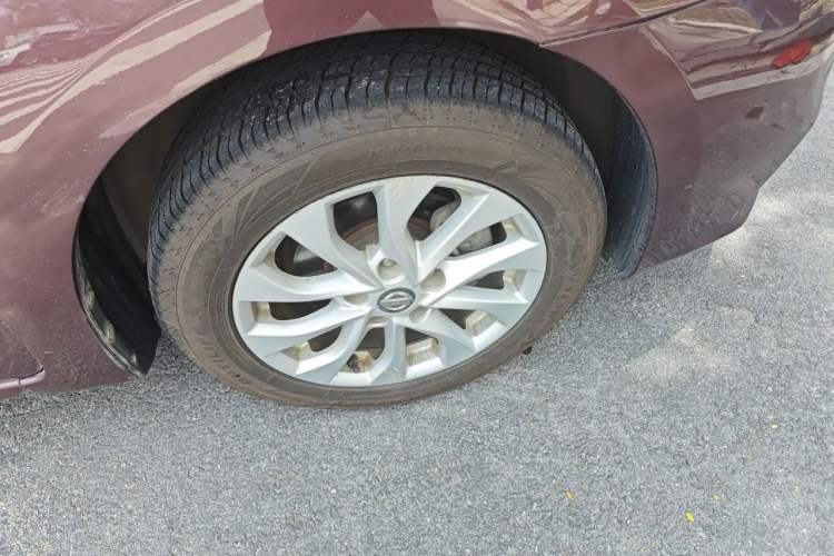 Used Nissan Sylphy 2016 1.6XV CVT Smart Enjoyment Version Right Front Wheel Hub