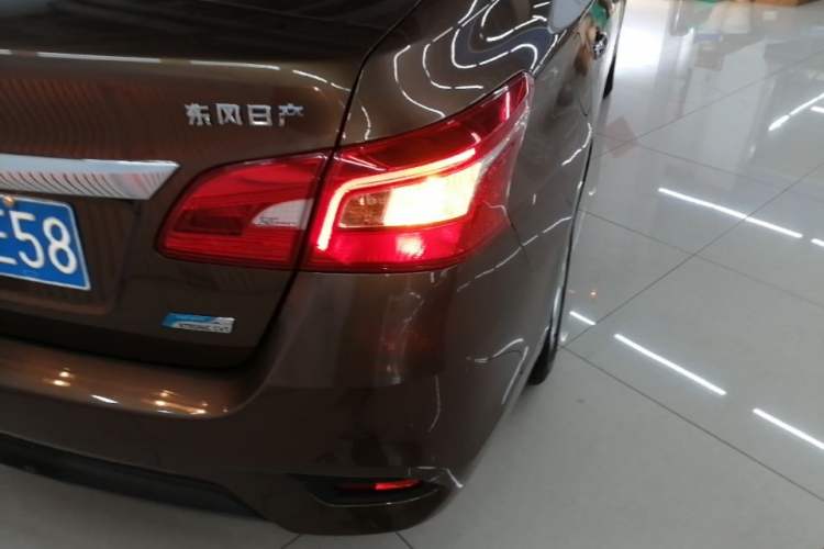 Used Nissan Sylphy 2016 1.6 XL CVT Deluxe Edition Right Rear Taillight