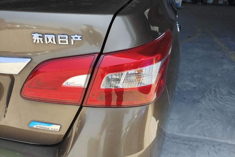 Used Nissan Sylphy 2016 1.6XV CVT Smart Enjoyment Version Right Rear Taillight