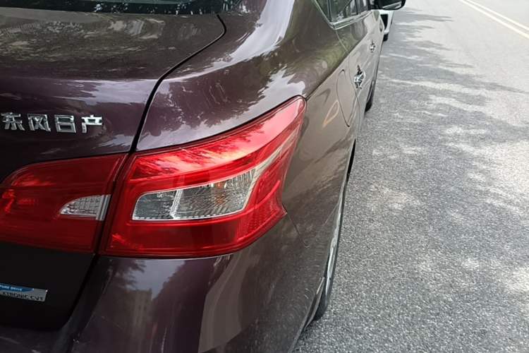 Used Nissan Sylphy 2016 1.6XV CVT Smart Enjoyment Version Right Rear Taillight