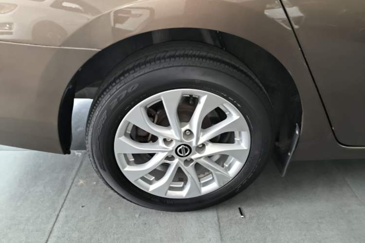 Used Nissan Sylphy 2016 1.6XV CVT ZhiZun Edition Right Rear Wheel Hub