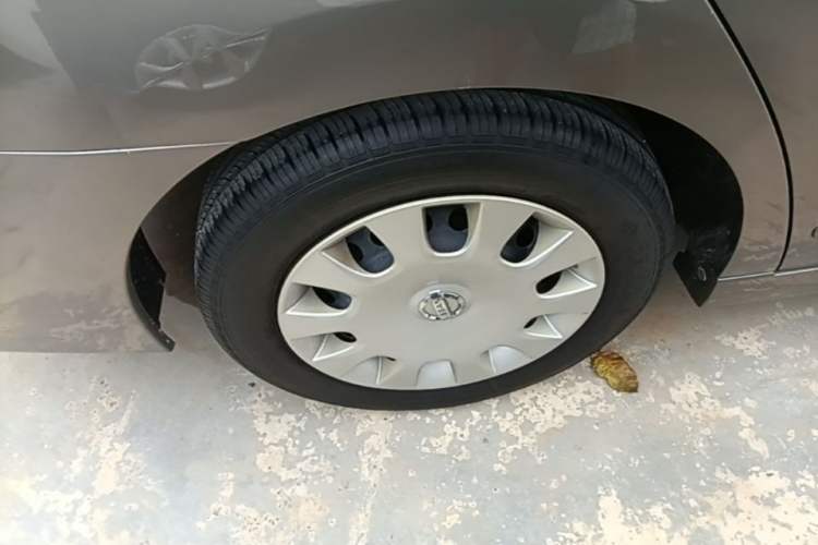 Used Nissan Sylphy 2016 Classic 1.6XE Manual Comfort Edition Right Rear Wheel Hub