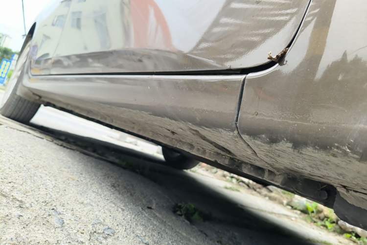 Used Nissan Sylphy 2016 1.6 XL CVT Deluxe Edition Right Side Sill