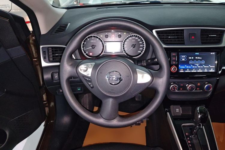 Used Nissan Sylphy 2016 1.6XV CVT Smart Enjoyment Version Steering Wheel