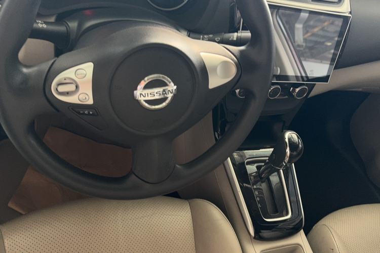 Used Nissan Sylphy 2016 1.6 XL CVT Luxury Edition Steering Wheel