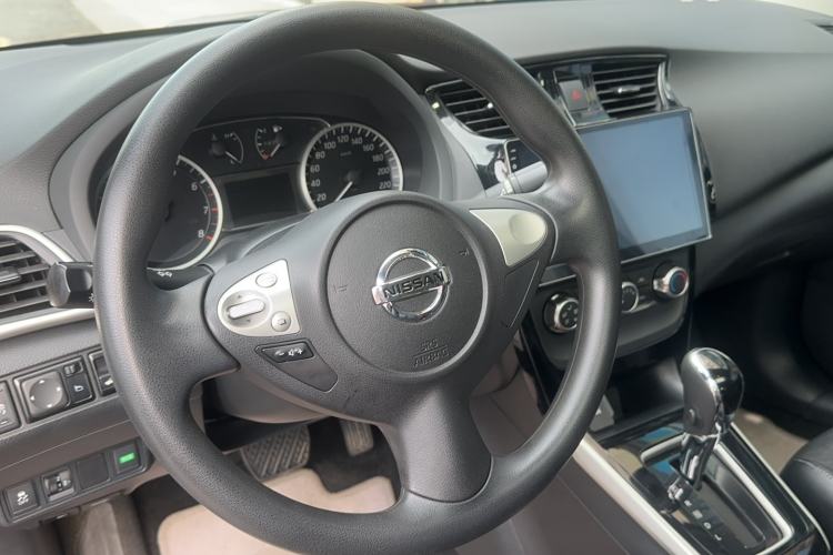 Used Nissan Sylphy 2016 1.6 XL CVT Luxury Edition Steering Wheel