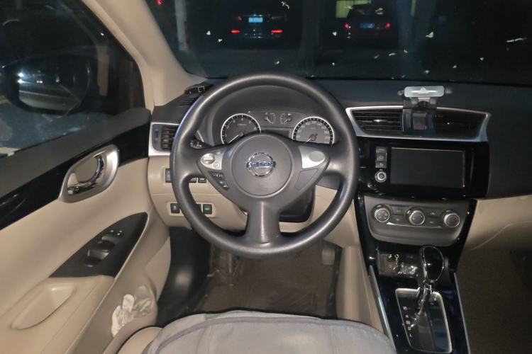 Used Nissan Sylphy 2016 1.6 XL CVT Deluxe Edition Steering Wheel