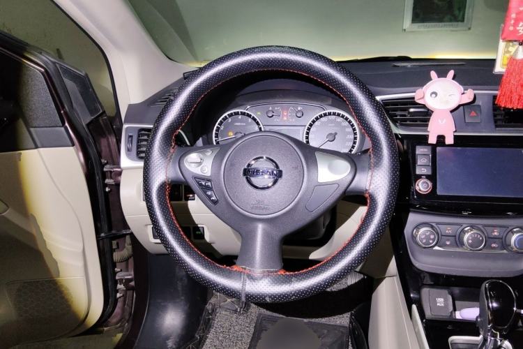 Used Nissan Sylphy 2016 1.6XV CVT Smart Enjoyment Version Steering Wheel