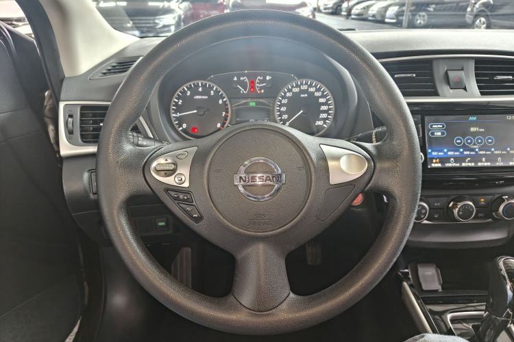 Used Nissan Sylphy 2016 1.6XV CVT Smart Enjoyment Version Steering Wheel
