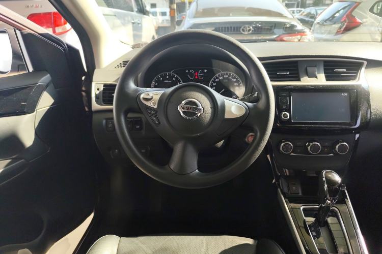 Used Nissan Sylphy 2016 1.6 XL CVT Deluxe Edition Steering Wheel