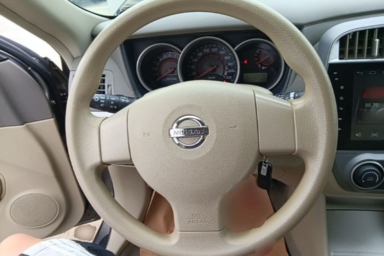 Used Nissan Sylphy 2016 Classic 1.6XE Manual Comfort Edition Steering Wheel