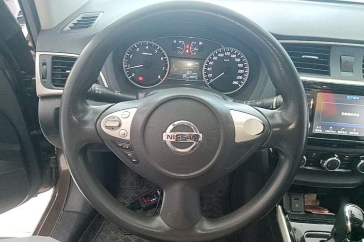 Used Nissan Sylphy 2016 1.6XV CVT Smart Enjoyment Version Steering Wheel