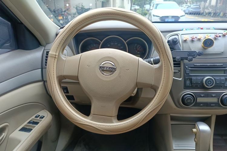 Used Nissan Sylphy 2016 Classic 1.6XE Automatic Comfort Edition Steering Wheel