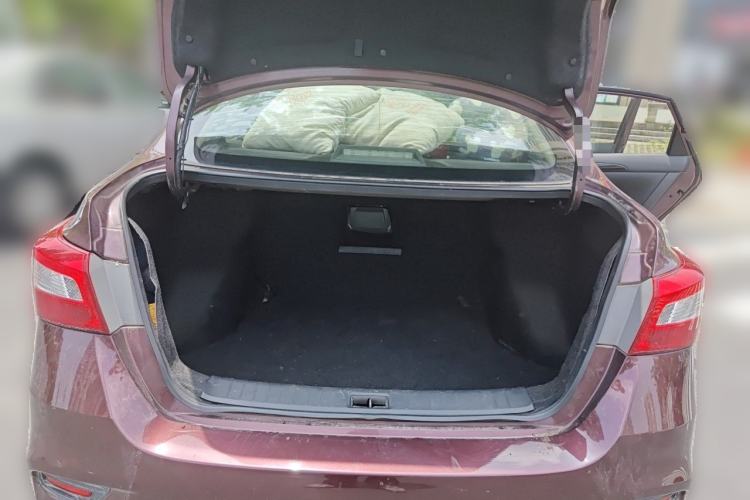 Used Nissan Sylphy 2016 1.6XV CVT Smart Enjoyment Version Trunk