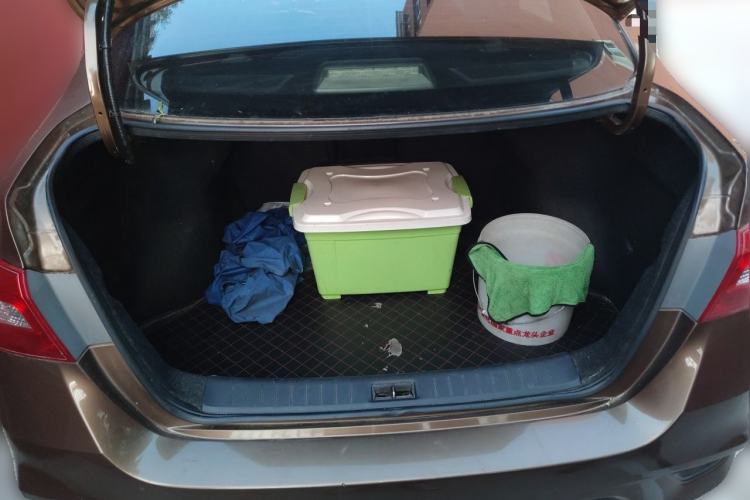 Used Nissan Sylphy 2016 1.6 XL CVT Deluxe Edition Trunk