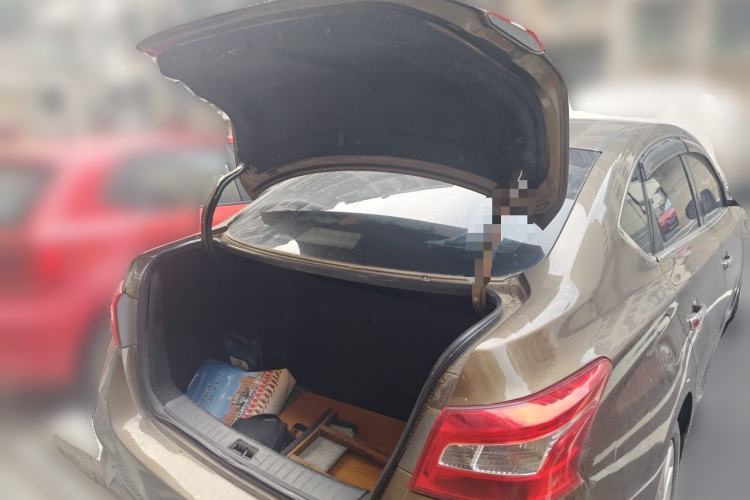 Used Nissan Sylphy 2016 1.6 XL CVT Deluxe Edition Trunk