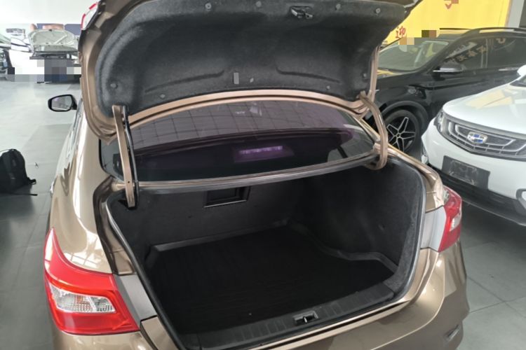 Used Nissan Sylphy 2016 1.6XV CVT ZhiZun Edition Trunk