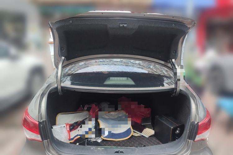 Used Nissan Sylphy 2016 Classic 1.6XE Manual Leading Edition Trunk