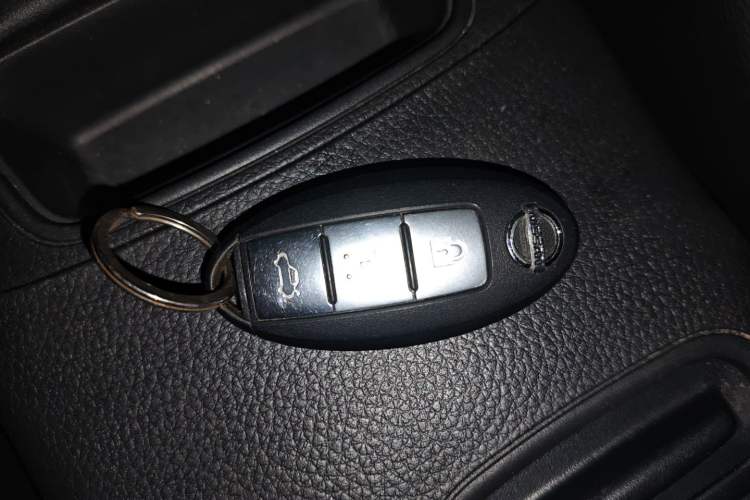 Used Nissan Sylphy 2016 1.6XV CVT Smart Enjoyment Version Vehicle Key