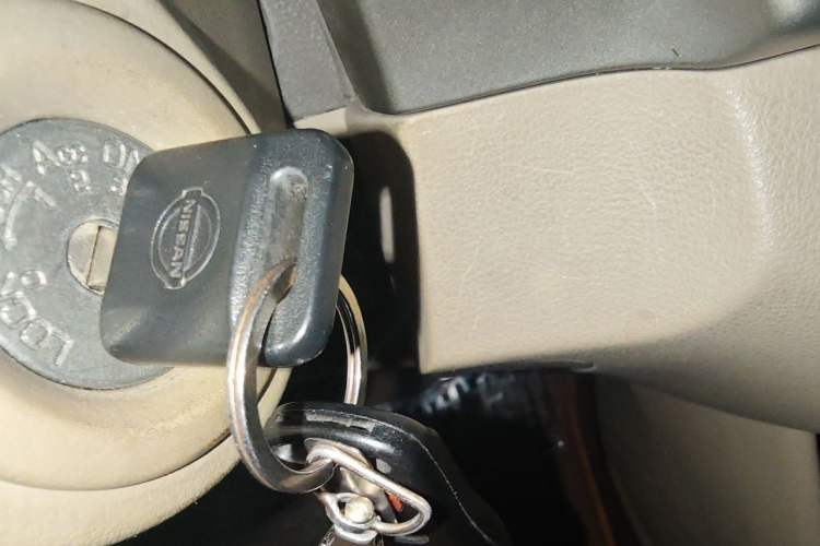Used Nissan Sylphy 2016 Classic 1.6XE Manual Comfort Edition Vehicle Key