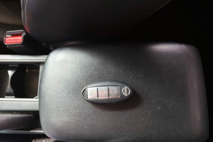 Used Nissan Sylphy 2016 1.6XV CVT Smart Enjoyment Version Vehicle Key