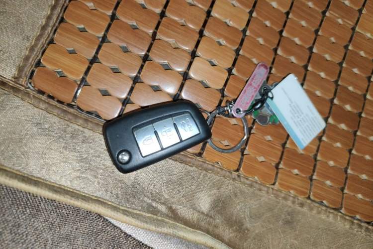 Used Nissan Sylphy 2016 Classic 1.6 XL Automatic Luxury Edition Vehicle Key