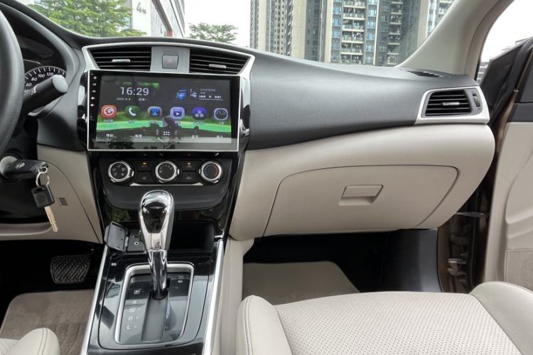 Used Nissan Sylphy 2016 1.6 XL CVT Luxury Edition Audio And AC Panel