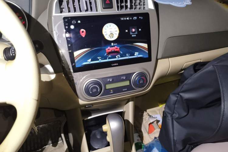 Used Nissan Sylphy 2016 Classic 1.6XE Automatic Comfort Edition Audio And AC Panel