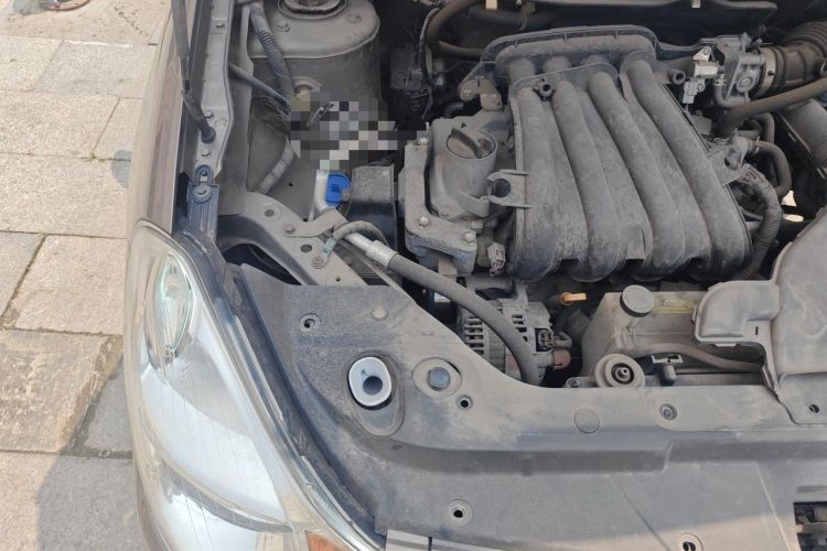 Used Nissan Sylphy 2016 Classic 1.6XE Automatic Leading Edition Engine Bay Right