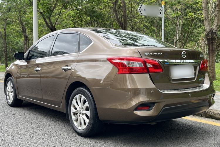 Used Nissan Sylphy 2016 1.6 XL CVT Luxury Edition Exterior 6