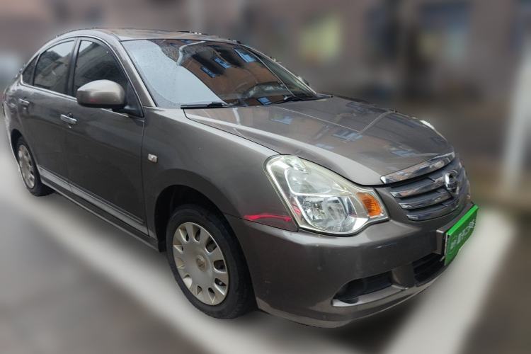 Used Nissan Sylphy 2016 Classic 1.6XE Manual Comfort Edition Front Right 45 Deg