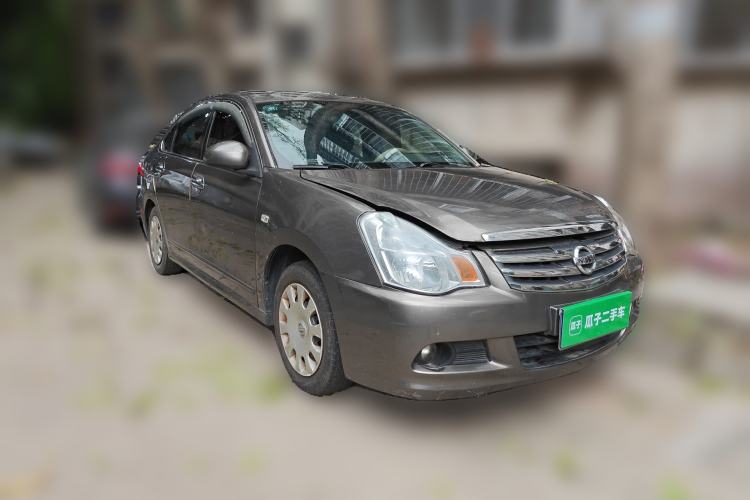 Used Nissan Sylphy 2016 Classic 1.6XE Automatic Comfort Edition Front Right 45 Deg