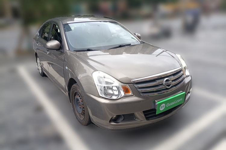 Used Nissan Sylphy 2016 Classic 1.6XE Manual Comfort Edition Front Right 45 Deg