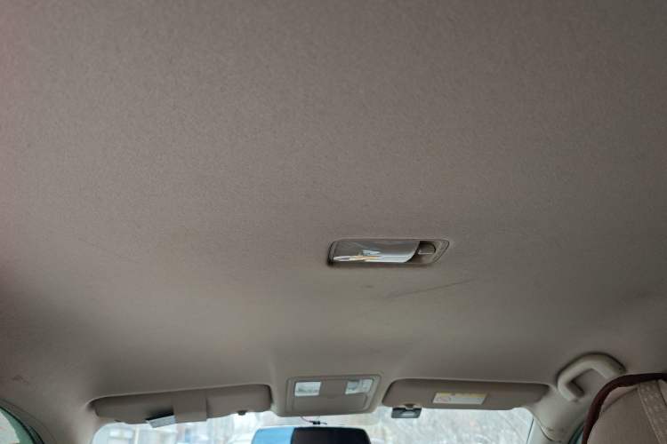 Used Nissan Sylphy 2016 Classic 1.6XE Manual Comfort Edition Headliner