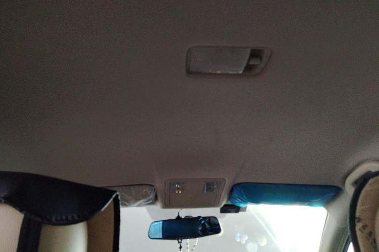 Used Nissan Sylphy 2016 Classic 1.6XE Manual Comfort Edition Headliner