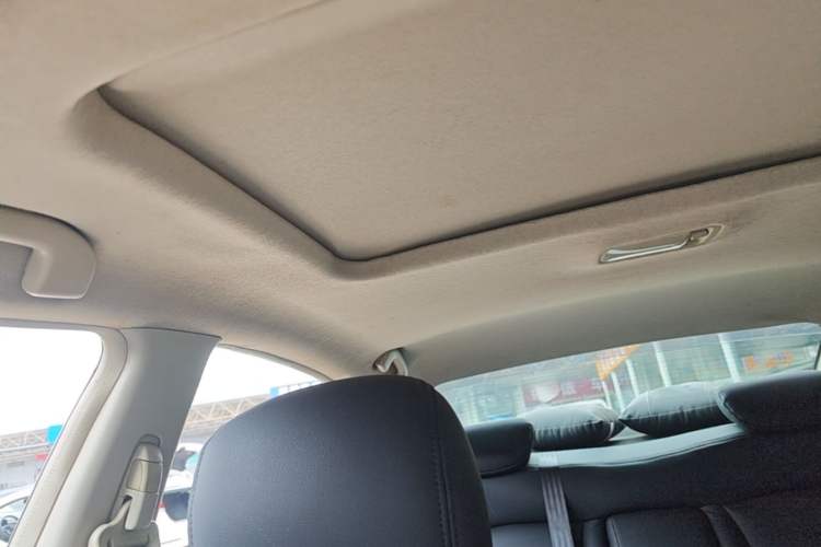 Used Nissan Sylphy 2016 Classic 1.6XE Automatic Leading Edition Headliner