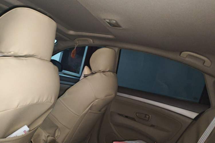 Used Nissan Sylphy 2016 Classic 1.6XE Automatic Leading Edition Headliner