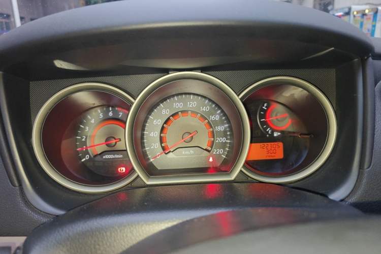 Used Nissan Sylphy 2016 Classic 1.6XE Manual Comfort Edition Instrument Cluster
