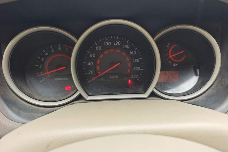 Used Nissan Sylphy 2016 Classic 1.6XE Manual Comfort Edition Instrument Cluster