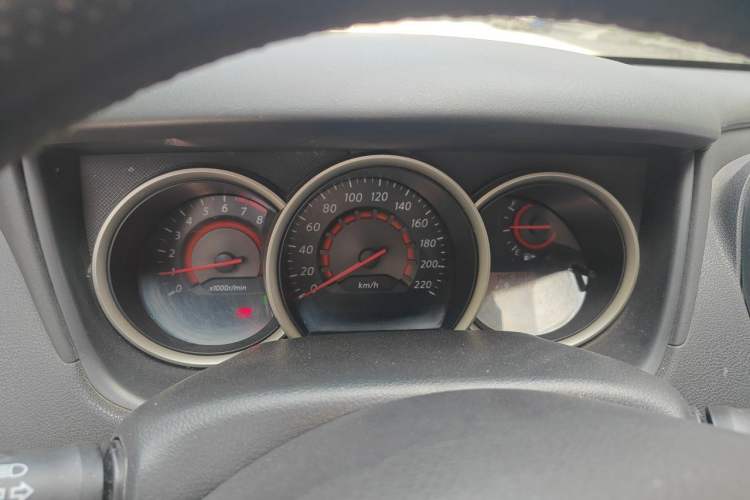 Used Nissan Sylphy 2016 Classic 1.6XE Automatic Leading Edition Instrument Cluster