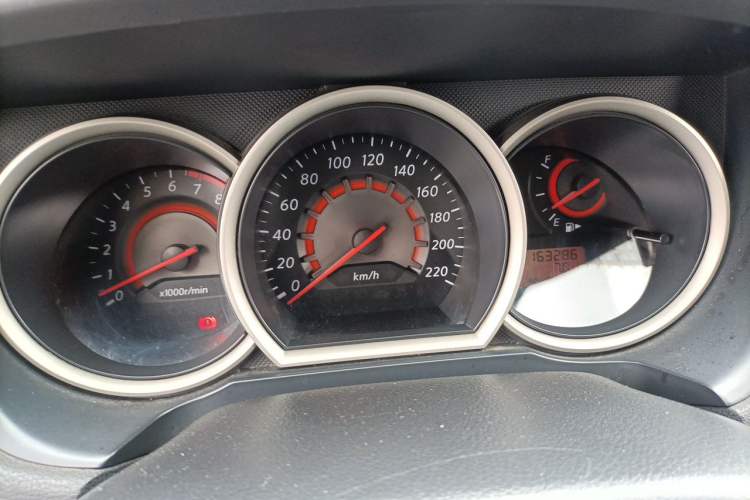 Used Nissan Sylphy 2016 Classic 1.6XE Manual Comfort Edition Instrument Cluster