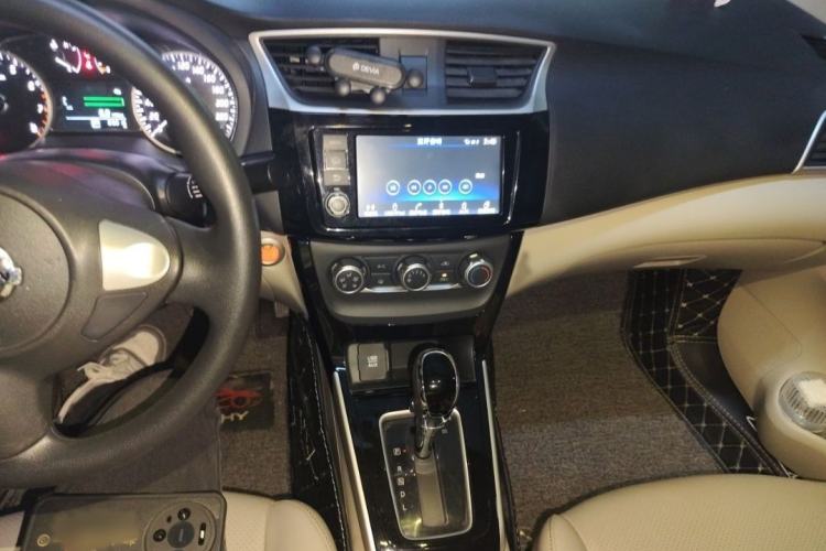 Used Nissan Sylphy 2016 1.6XV CVT Smart Enjoyment Version Interior 1