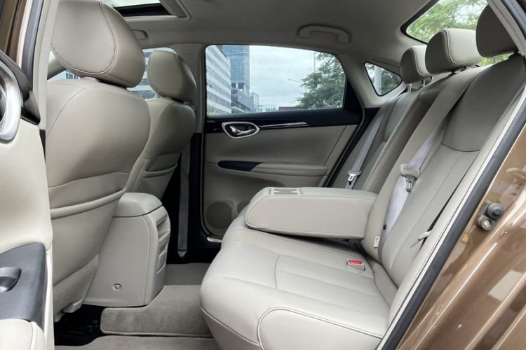 Used Nissan Sylphy 2016 1.6 XL CVT Luxury Edition Interior 2